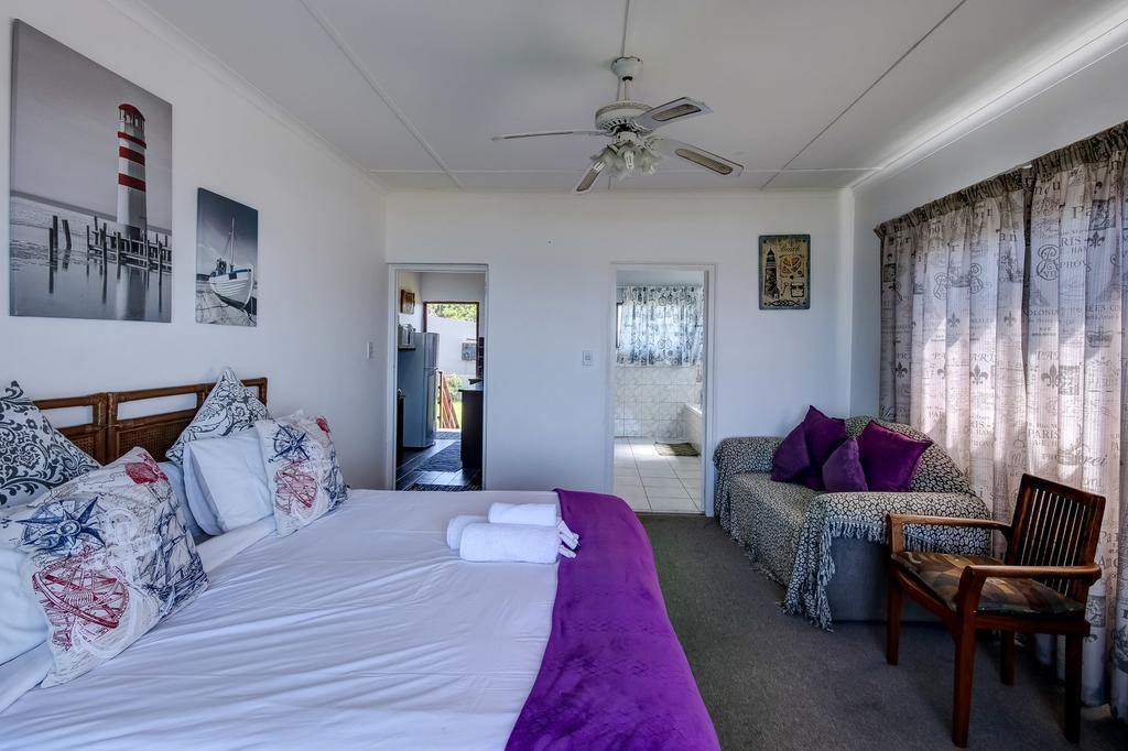 Khaya La Manzi Guest Lodge Hibberdene Buitenkant foto