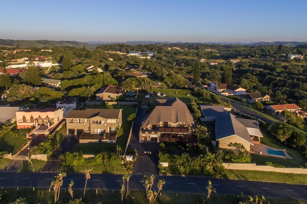 Khaya La Manzi Guest Lodge Hibberdene Buitenkant foto